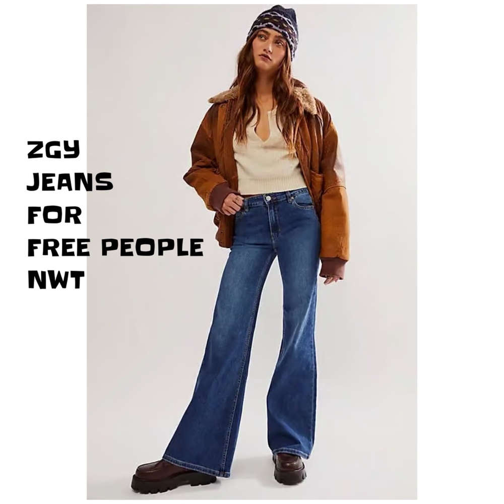 NWT Free People ZGY Denim Lo low/Med Rise Dark Wash Flare Jeans NWT
